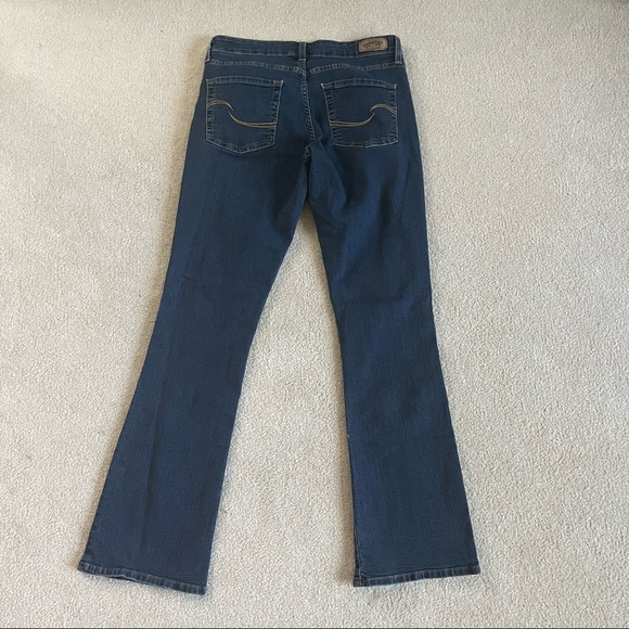 Levi Strauss Signature Modern Bootcut Jeans - Picture 2 of 7